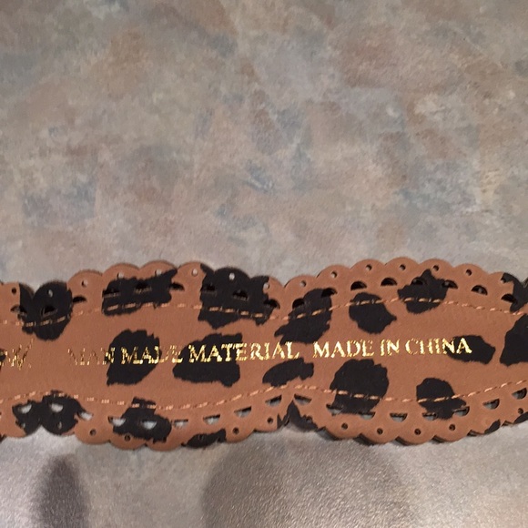 Betsey Johnson brown belt - Picture 5 of 7